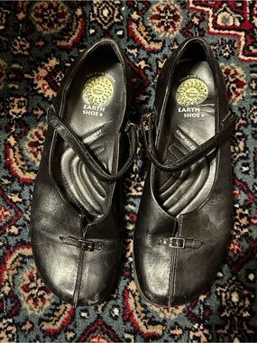 Women's Black Leather Mary Jane Flats with Ankle Strap, Earth Shoe, Size 7
